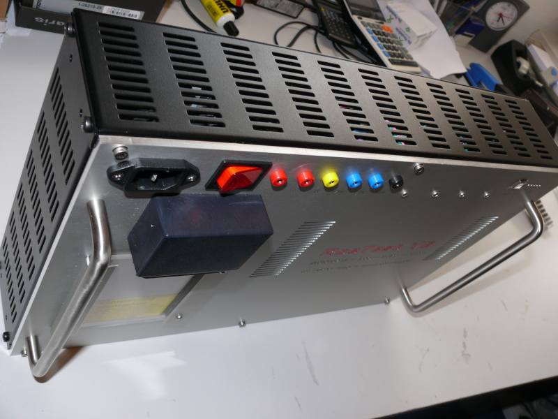 RoeTest V6 im Tischgehuse